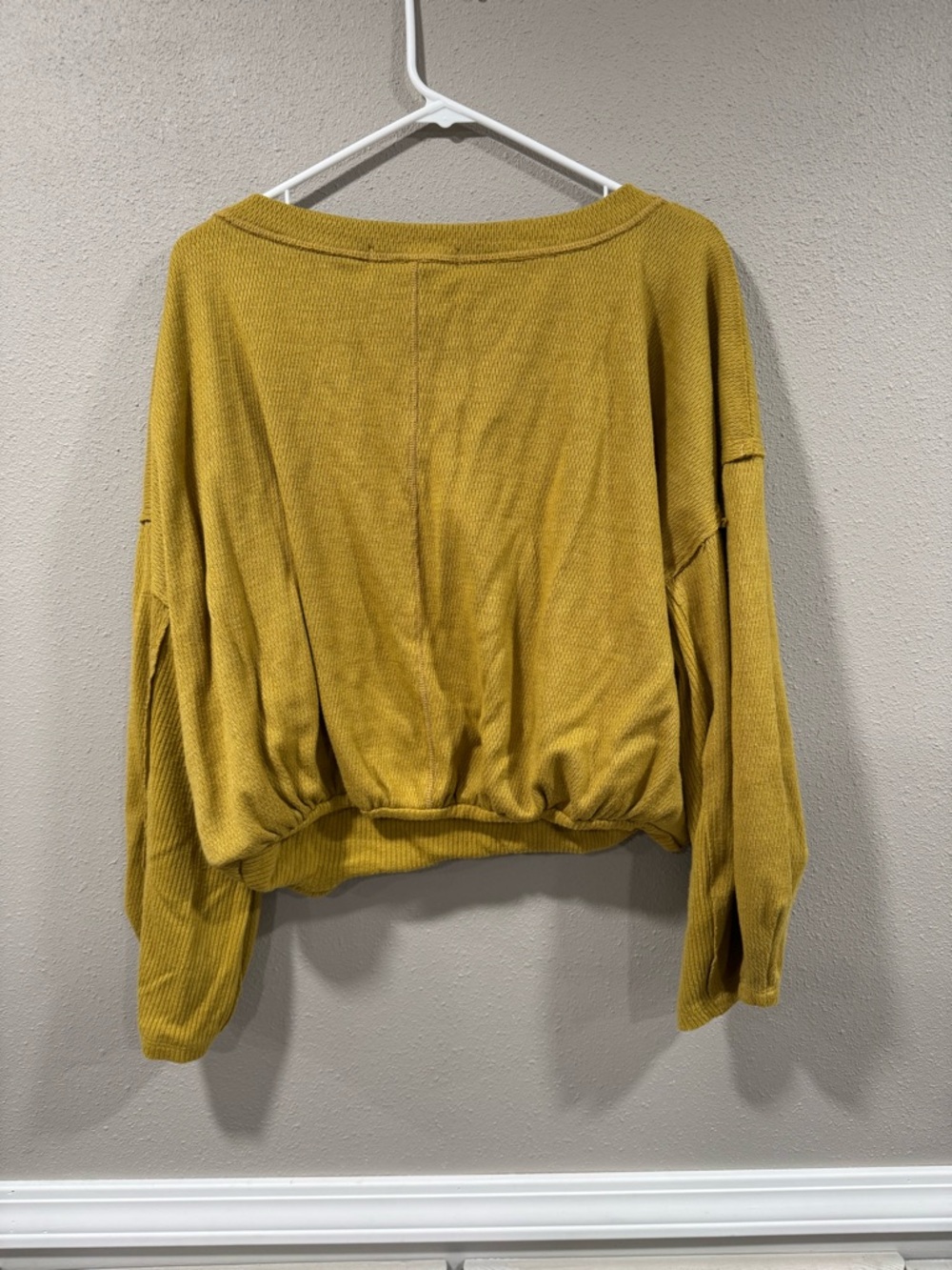 Free People We The Free Cuddle Bubble Cropped Pullover - Picture 5 of 5